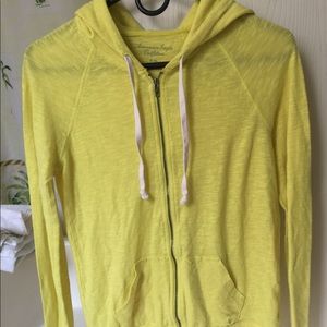 Yellow lightweight women’s jacket